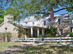 27dbfbbb-0951-4f72-a4cd-def6a3681e24